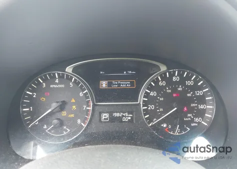 2015 Nissan Altima 2.5 S из США, поврежденный, VIN 1N4AL3AP9FC130896